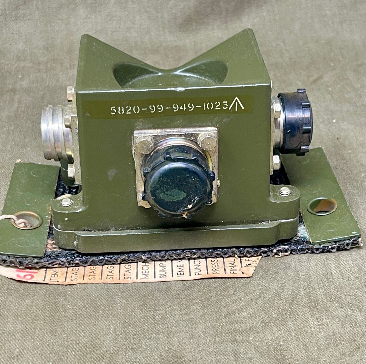 Larkspur Interconnecting (T Box) – Vintage British Military Radio Equipment 5820-99-949-1023