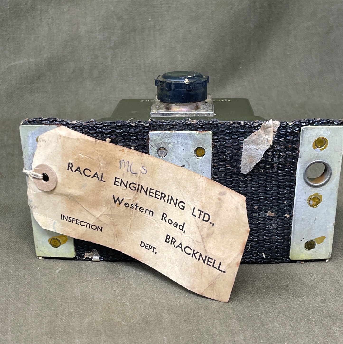 Larkspur Interconnecting (T Box) – Vintage British Military Radio Equipment 5820-99-949-1023