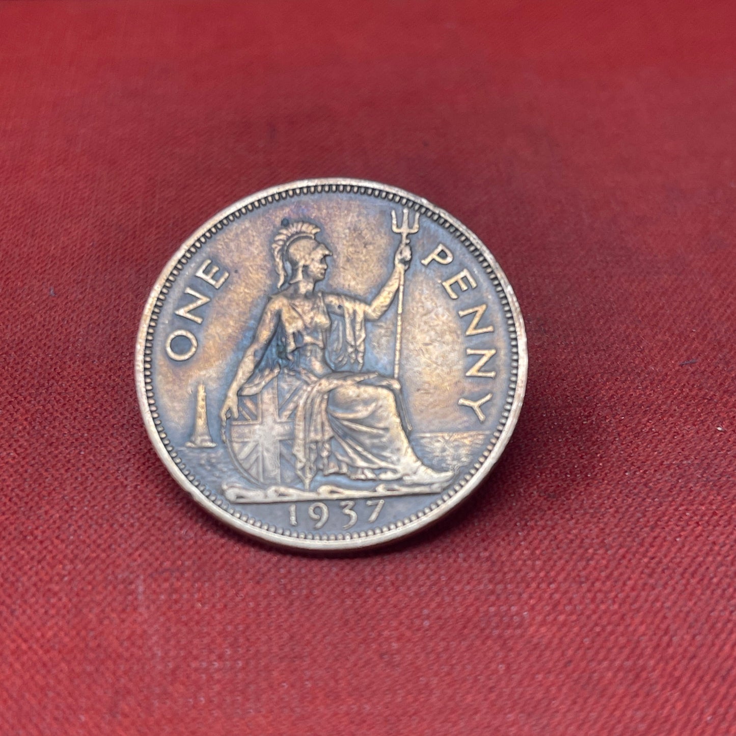 Explore the historical significance of the King George VI One Penny coin, minted from 1937 to 1952. Ideal for collectors and history enthusiasts seeking an authentic piece of British numismatic heritage
