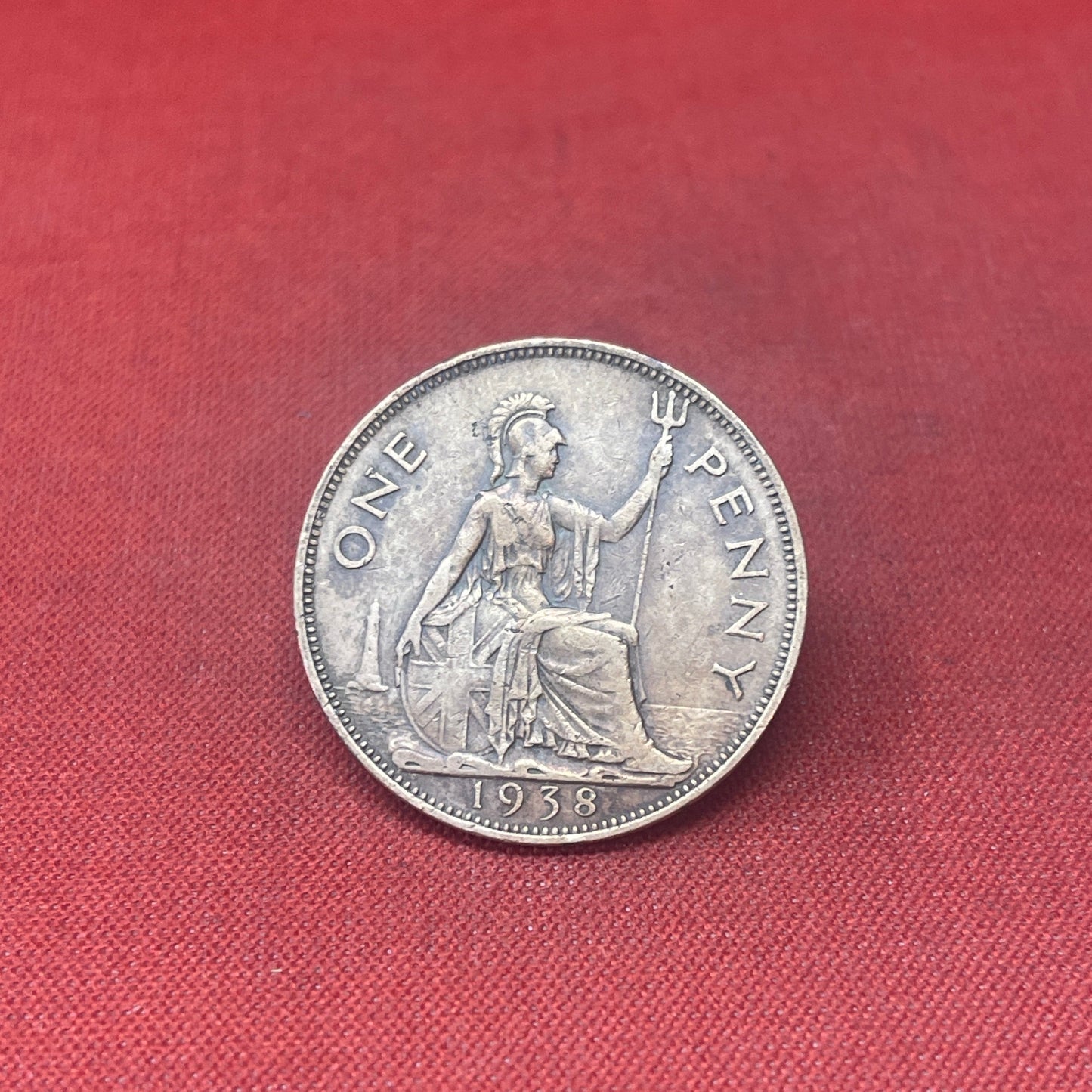 Explore the historical significance of the King George VI One Penny coin, minted from 1937 to 1952. Ideal for collectors and history enthusiasts seeking an authentic piece of British numismatic heritage