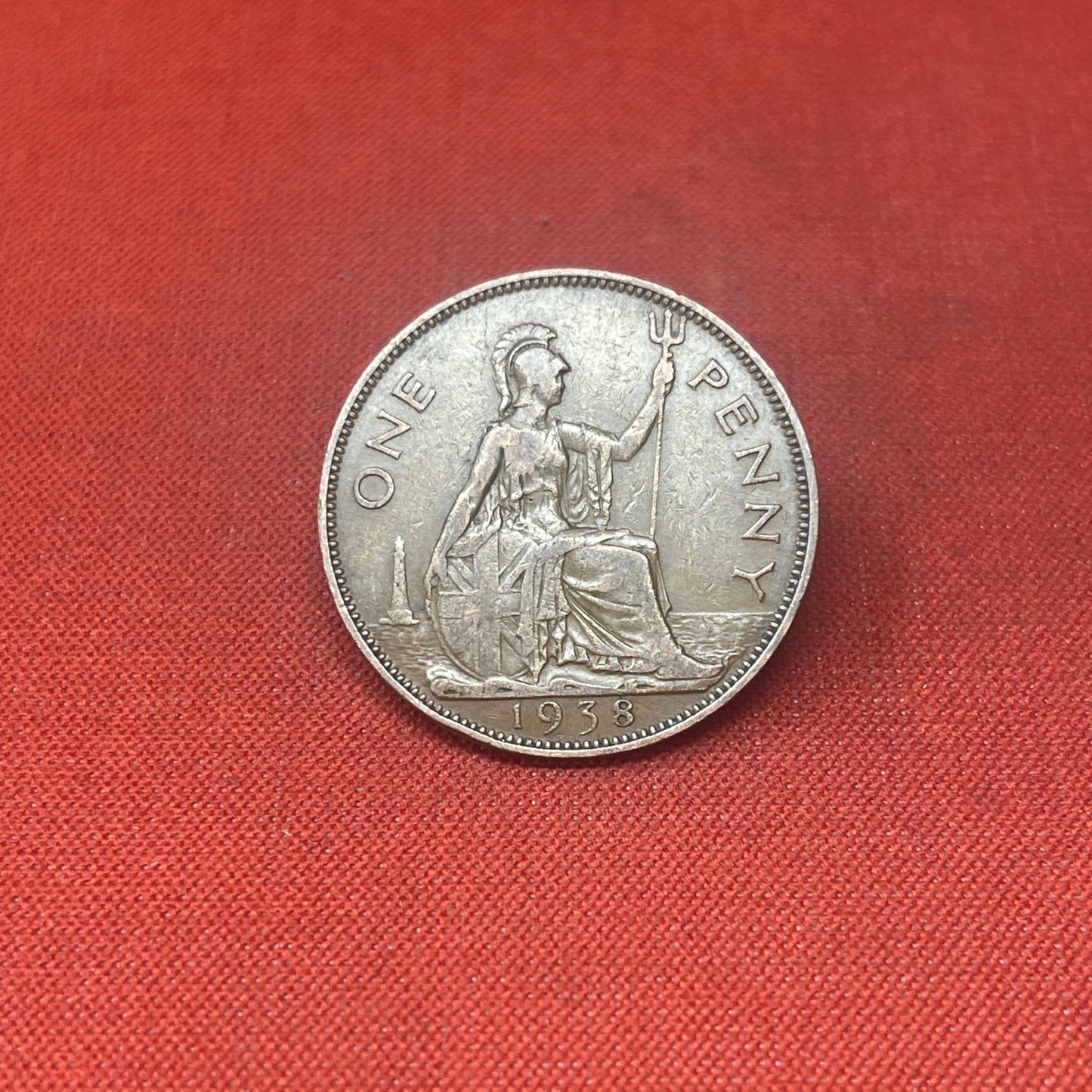 Explore the historical significance of the King George VI One Penny coin, minted from 1937 to 1952. Ideal for collectors and history enthusiasts seeking an authentic piece of British numismatic heritage