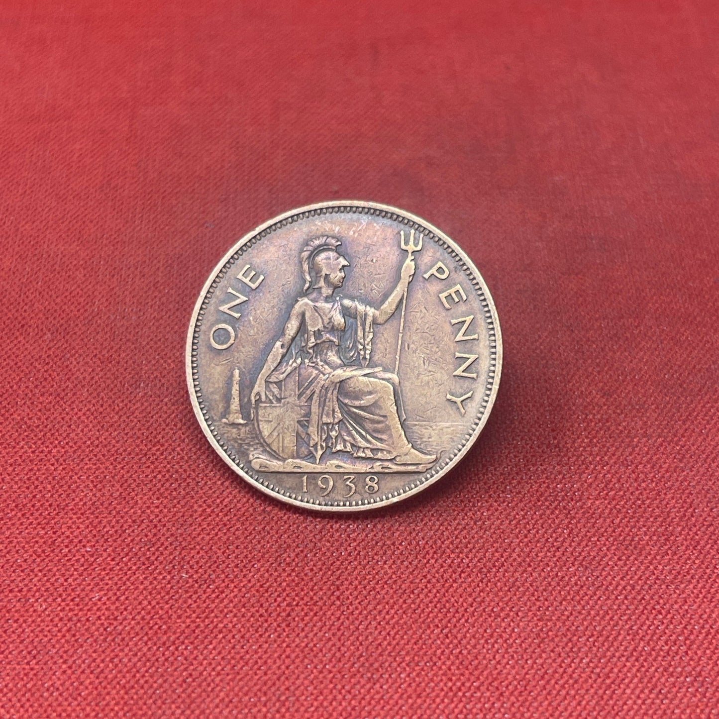 Explore the historical significance of the King George VI One Penny coin, minted from 1937 to 1952. Ideal for collectors and history enthusiasts seeking an authentic piece of British numismatic heritage