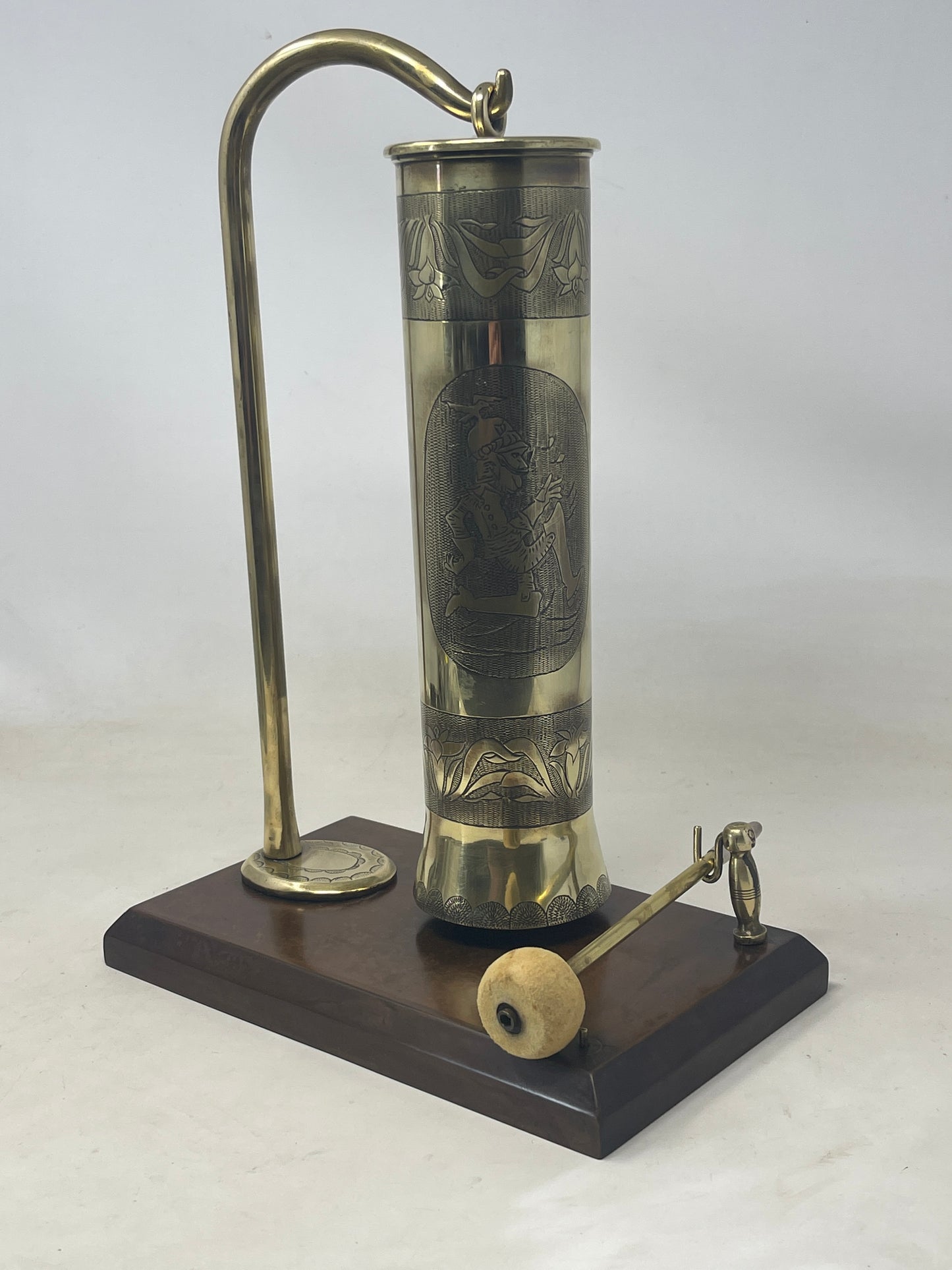 Trench Art 6 Pdr Shell Case Dinner Bell/Gong with striker