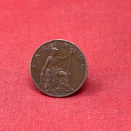 Discover the King George V Farthing, minted from 1911 to 1936. Featuring the iconic Britannia design and King George V's portrait, these historic bronze coins are perfect for collectors and history enthusiasts.