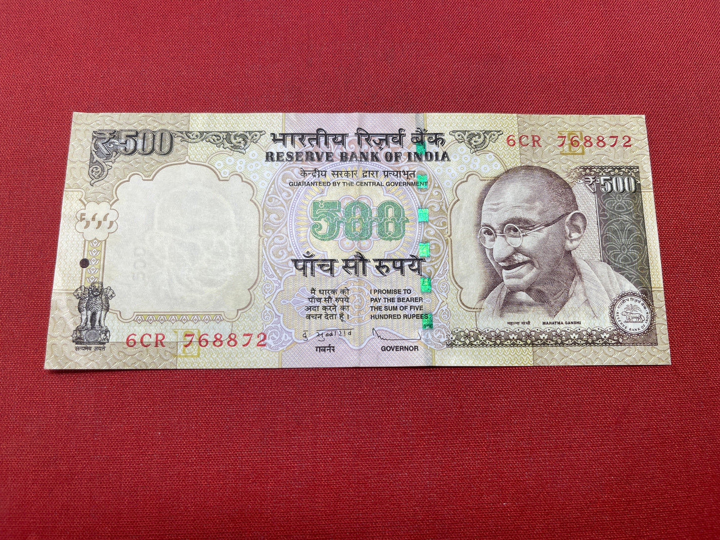 Reserve Bank of India 500 Rupees Mahatma Gandhi series; Serial 6CR768872