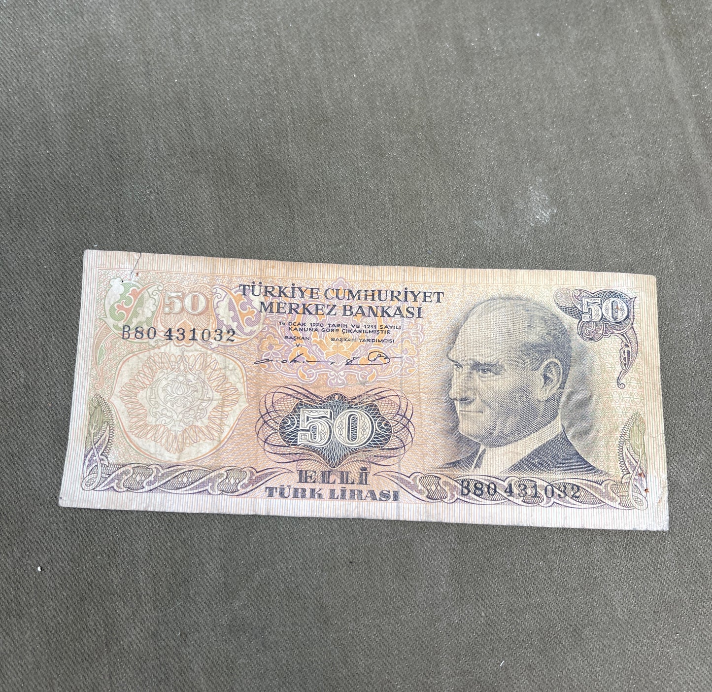 Collection of Vintage Turkish Banknotes – Mixed Denominations