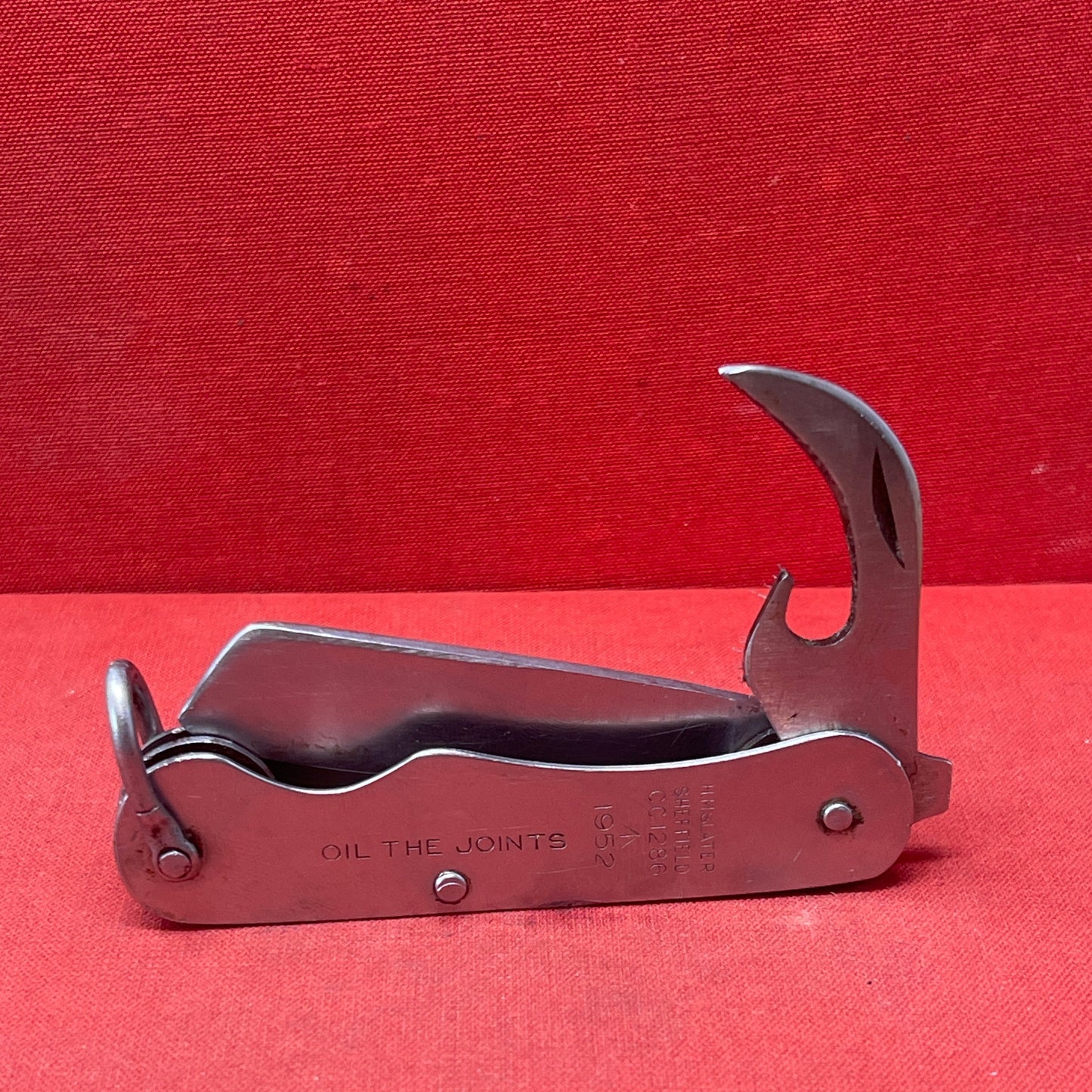 British 1952 Dated Army Pocket Knife H.M. Slater Sheffield CC1286