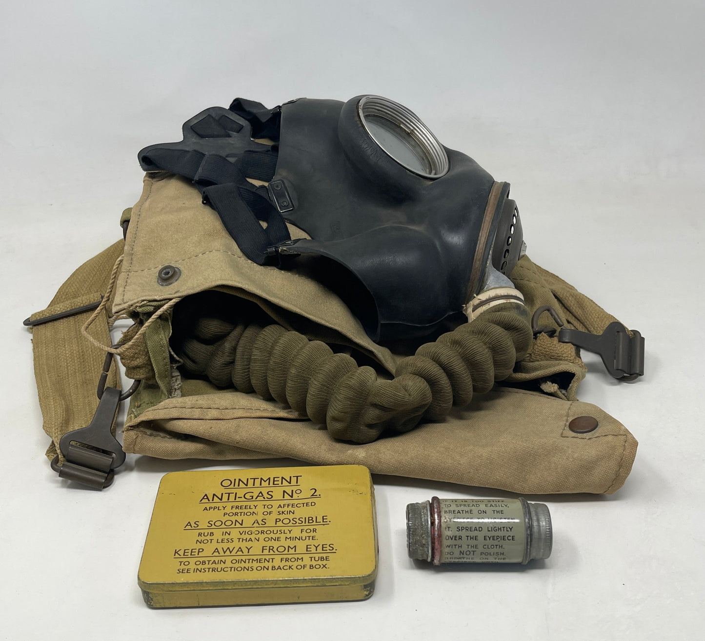 British Respirator, Anti-Gas, General Service, Mk V & Haversack, Mk VI:
