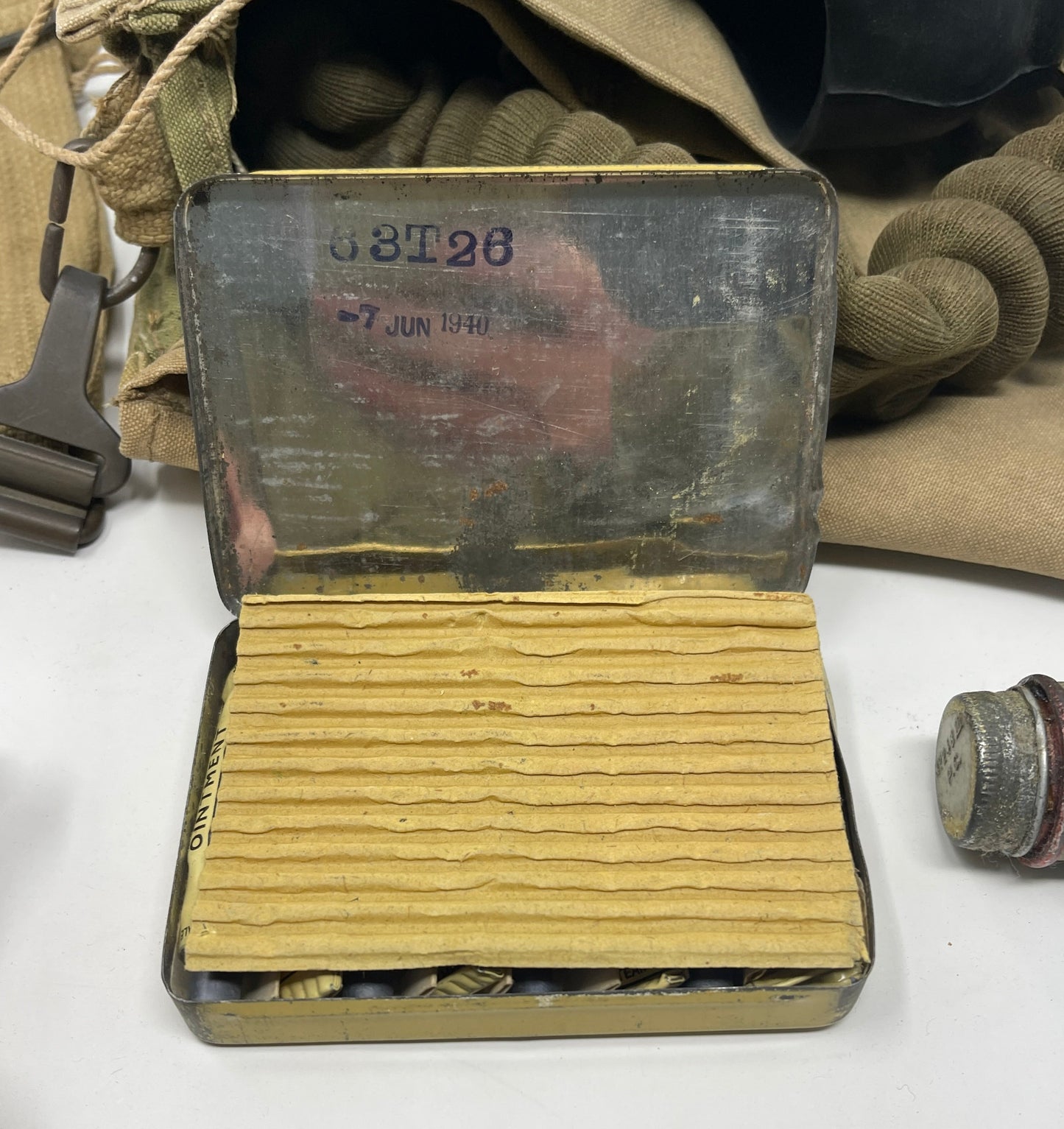British Respirator, Anti-Gas, General Service, Mk V & Haversack, Mk VI: