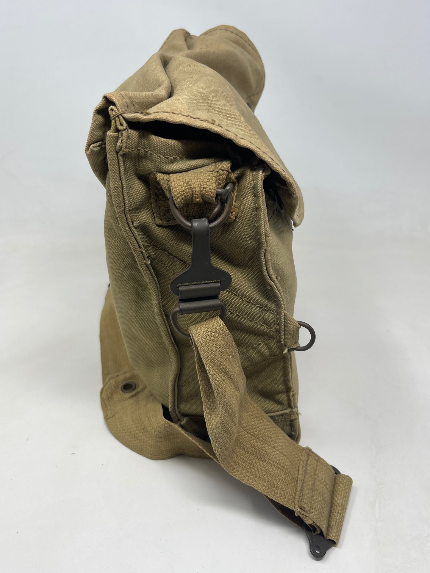 British Respirator, Anti-Gas, General Service, Mk V & Haversack, Mk VI: