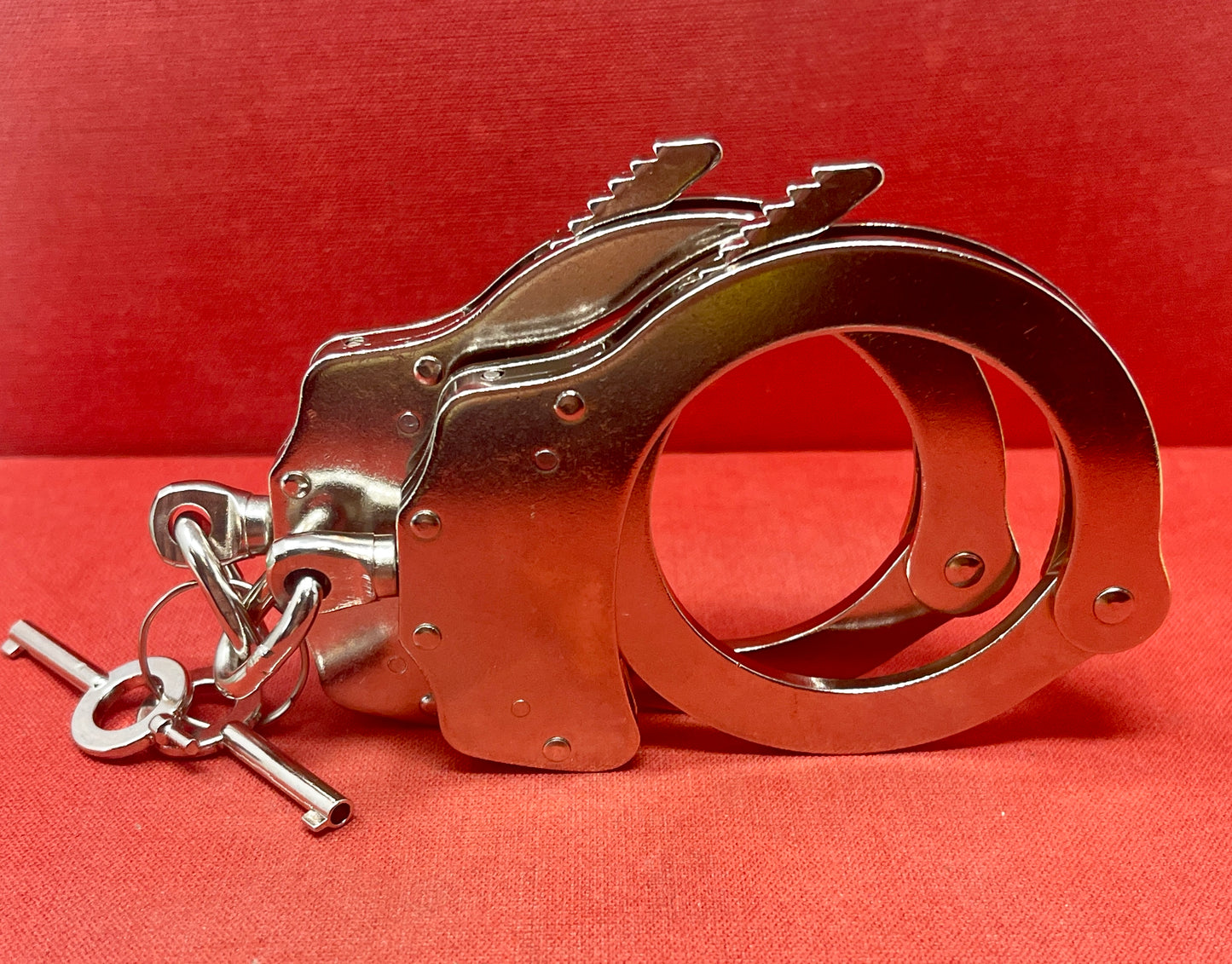 Heavy Duty Handcuffs