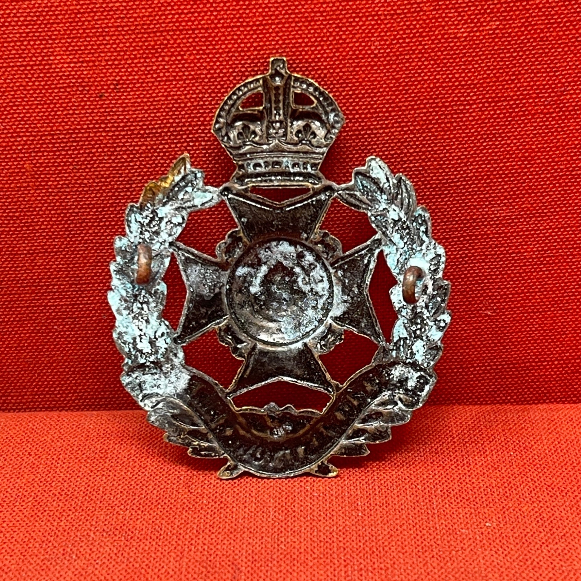 8th Bn P.W.O West Yorkshire Regiment Cap Badge