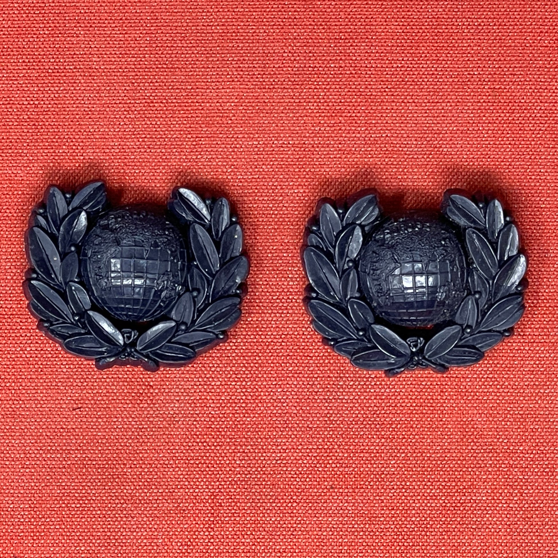 Pair of Royal Marine Plastic Economy Collar Badges