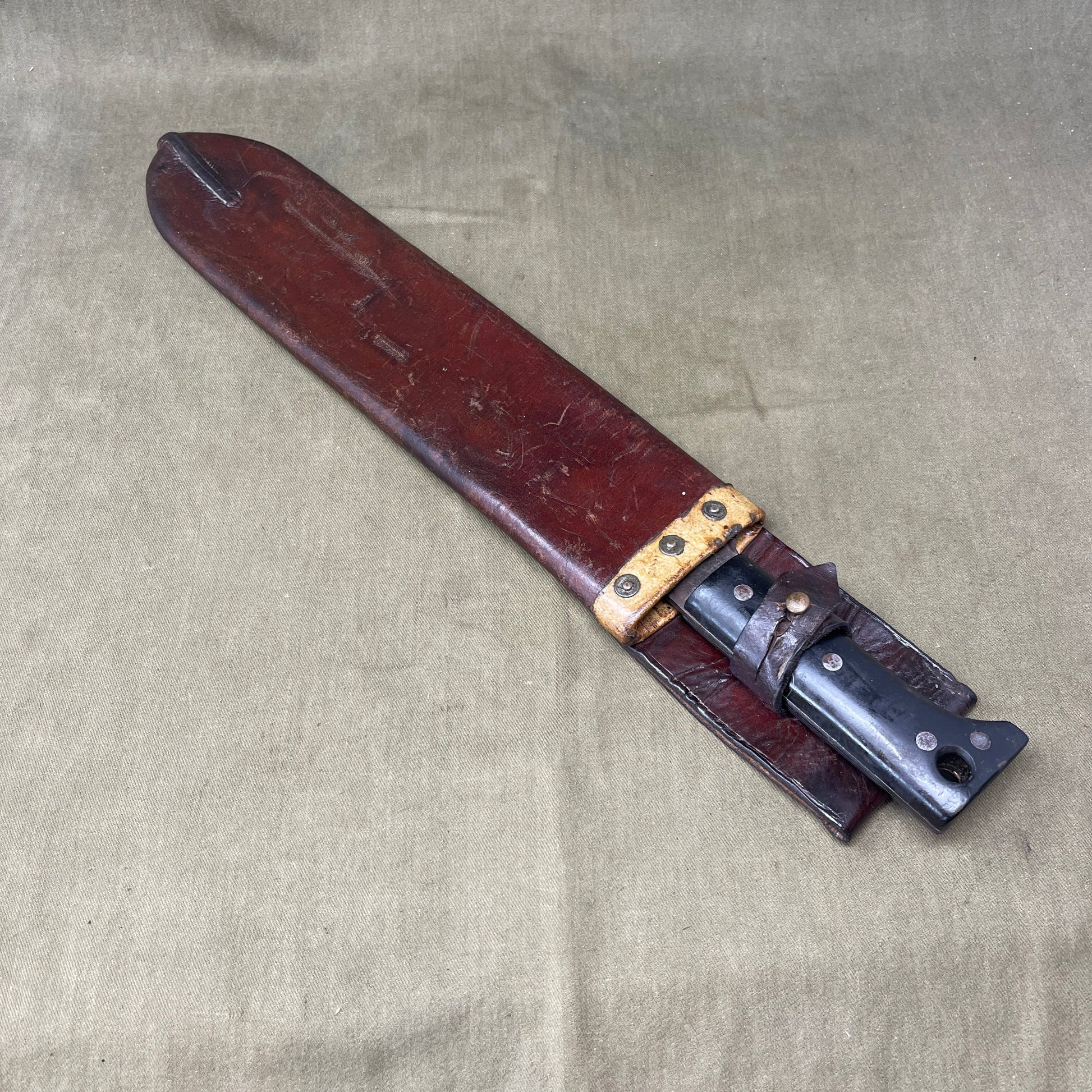 US Army Legitimus Collins & Co 1944 Dated Machete with Leather case