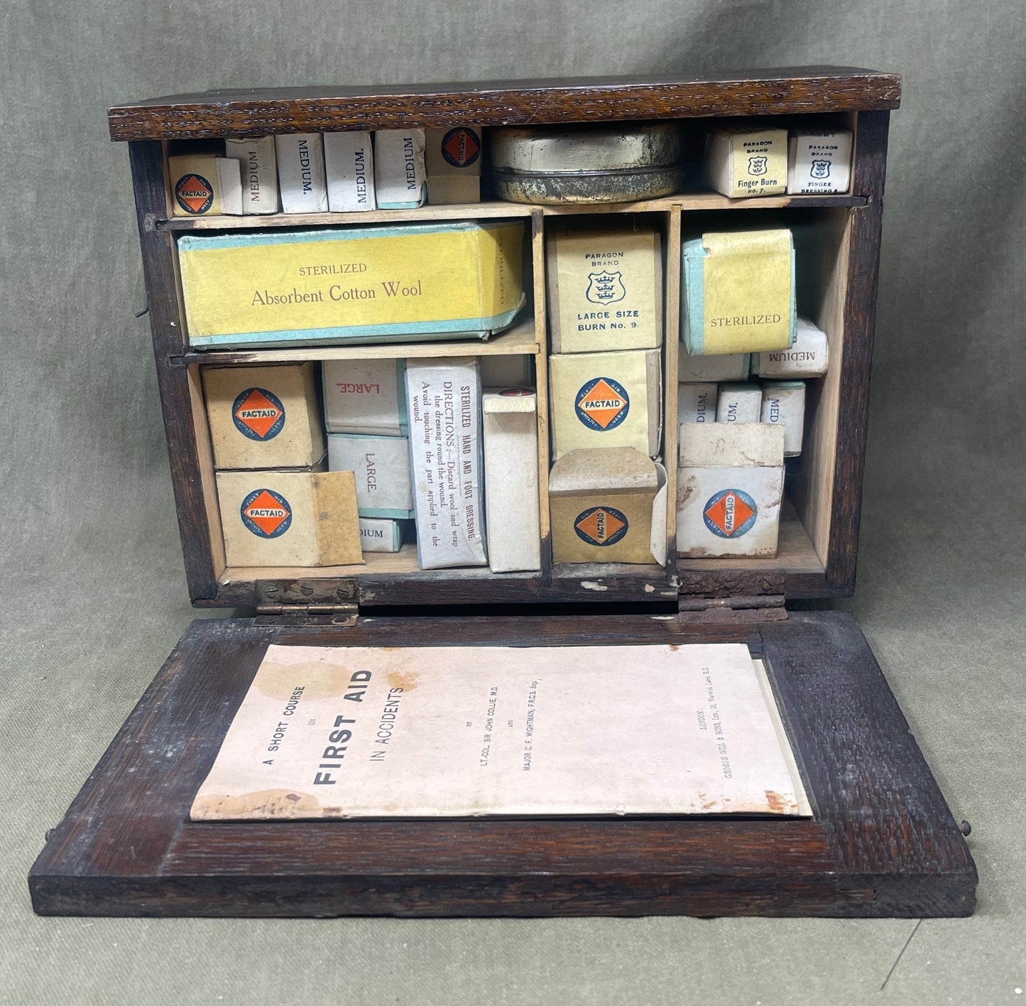 Original WW2 Paragon Wall Mounted First Aid Box – Complete Military First Aid Kit