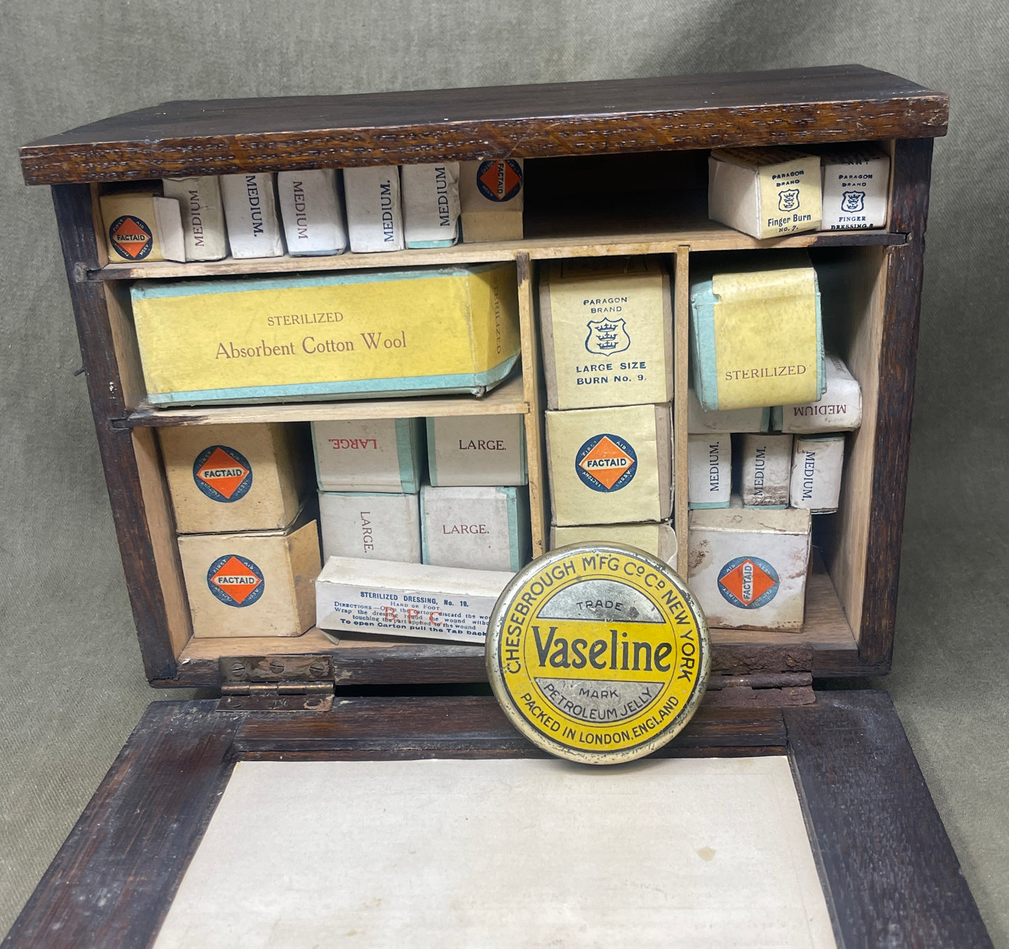 Original WW2 Paragon Wall Mounted First Aid Box – Complete Military First Aid Kit