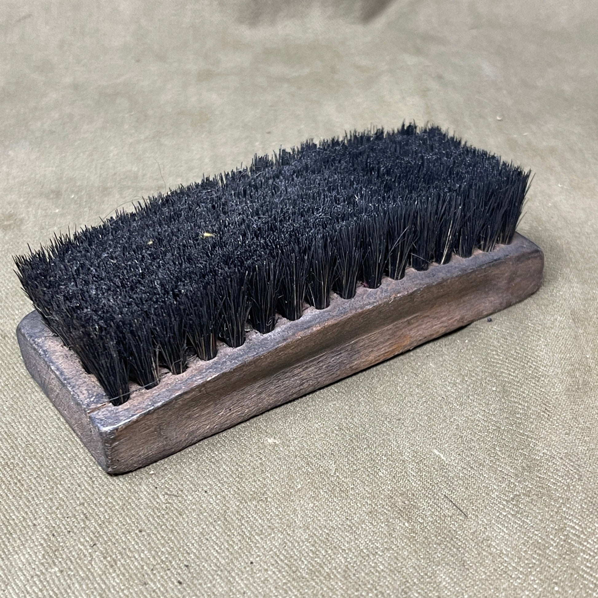 British Army WW2 1940 Dated Briton Bootbrush