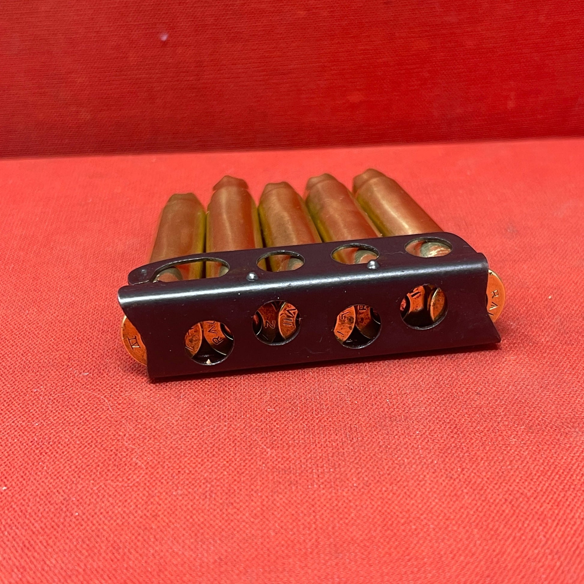 5 X BLANK 1941 Dated – .303 Lee Enfield Rounds In Charger Loading Clip