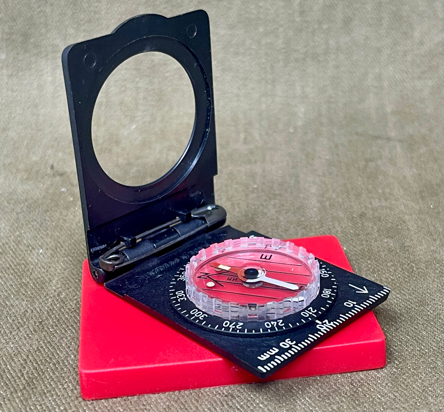 Silva Huntsman NATO Pilot’s Emergency Compass – Military Survival Navigation