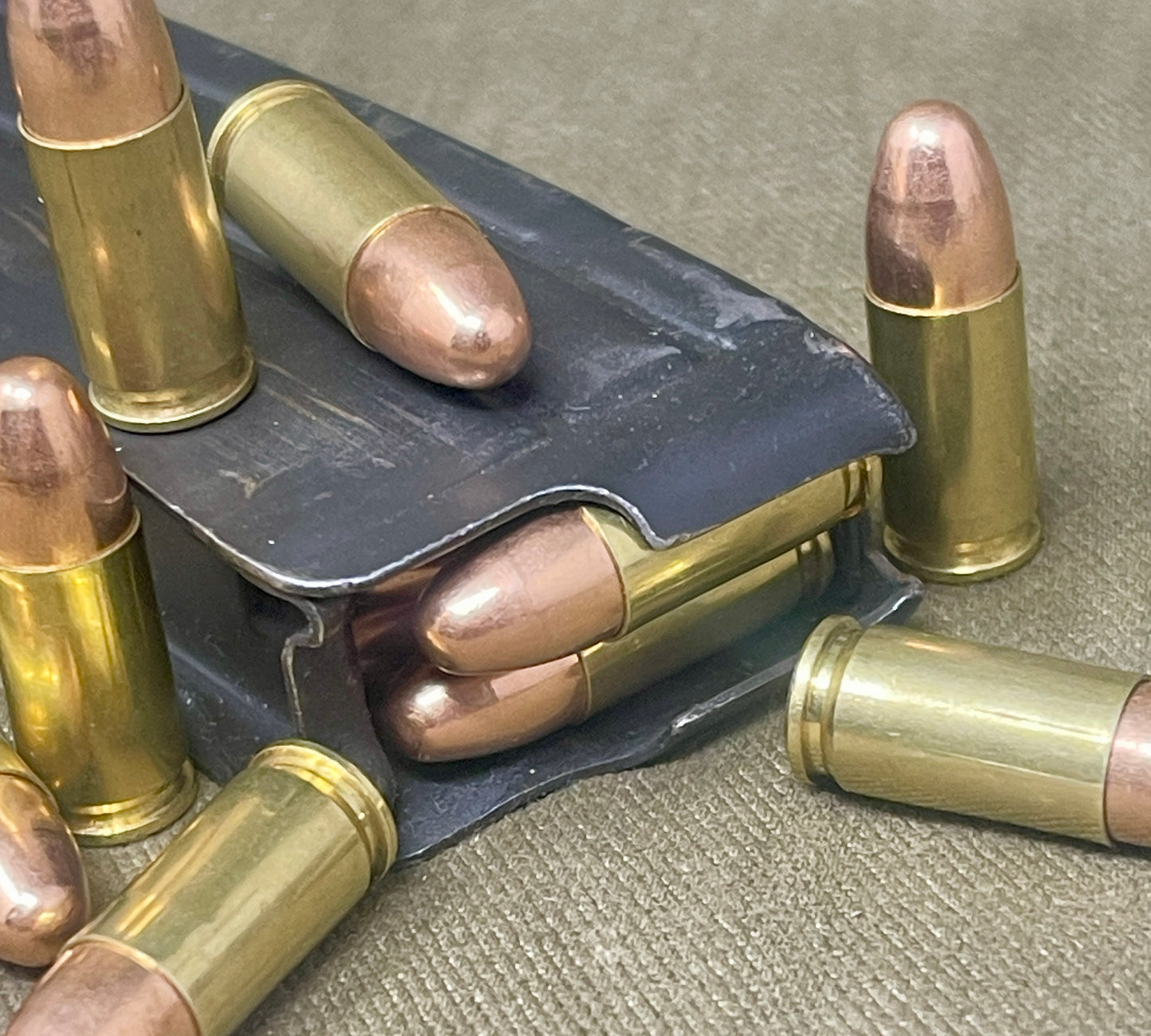 Early Pattern British 9mm Stirling Sub Machine Gun SMG Magazine