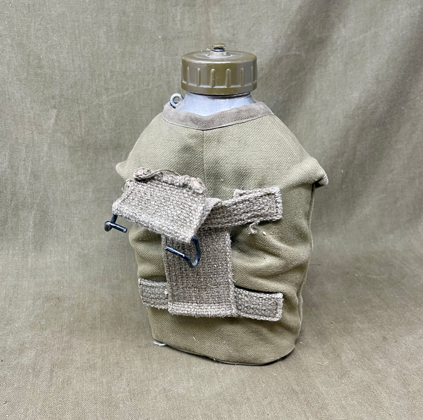 French Foreign Legion Water Bottle & Aluminium Mug – Military Field Equipment