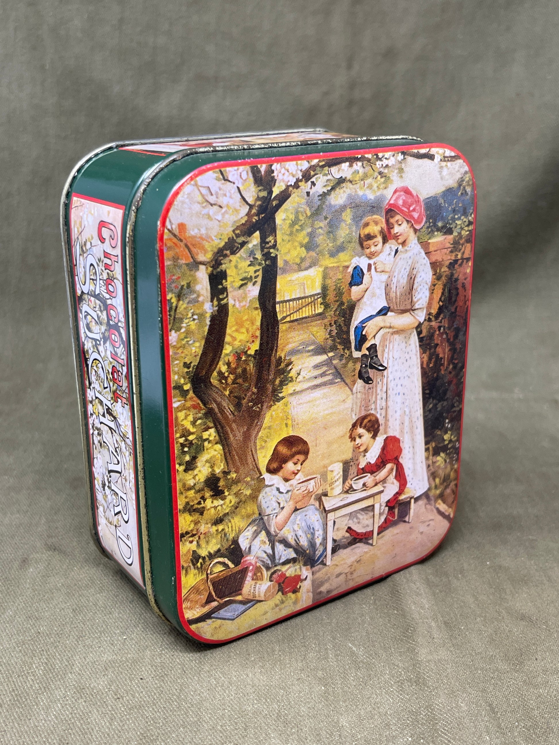 Vintage 1940's Tea Tin 