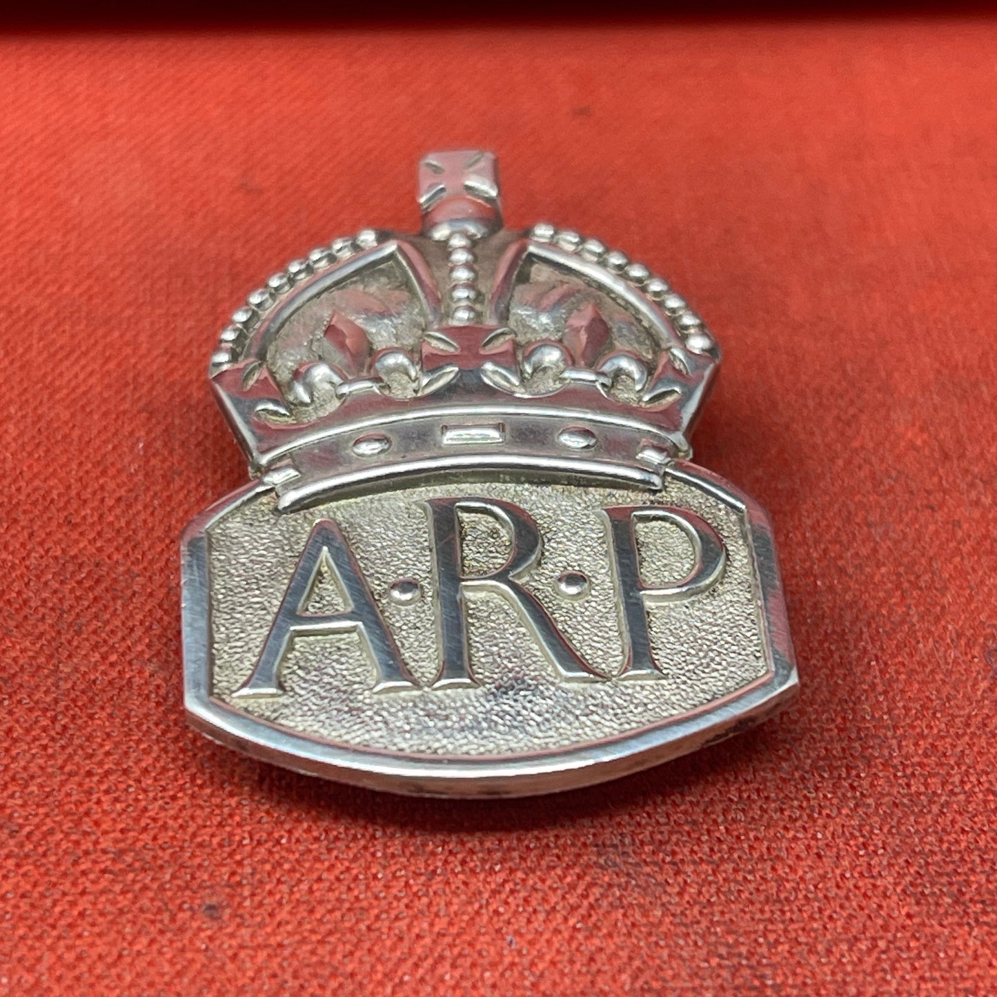 WW2 British Silver Air Raid Precautions Badge & Original box