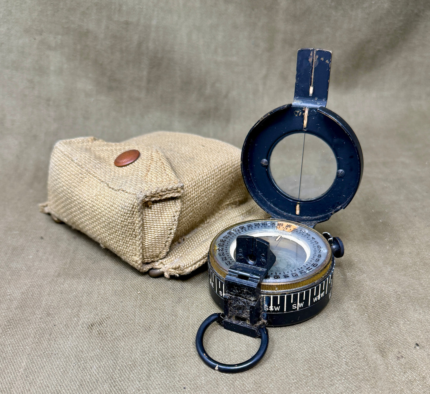 WW2 British MK III Brass Compass – T.G. Co Ltd 1940 with MECo Officer’s Case