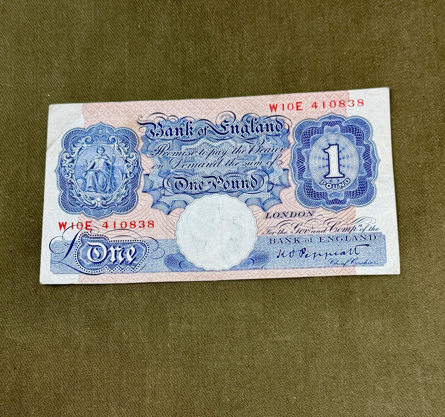 K.O. Peppiatt One Pound Emergency Issue Banknote W10E410838 – British Treasury Note (Dugg. B249)