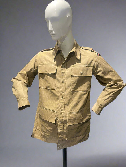 WW2 British officers' khaki bush shirt, in a large size