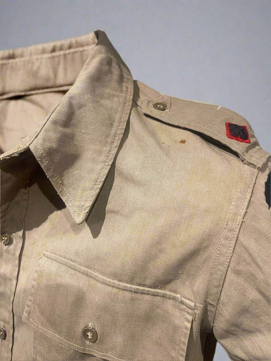 WW2 British officers' khaki bush shirt, in a large size