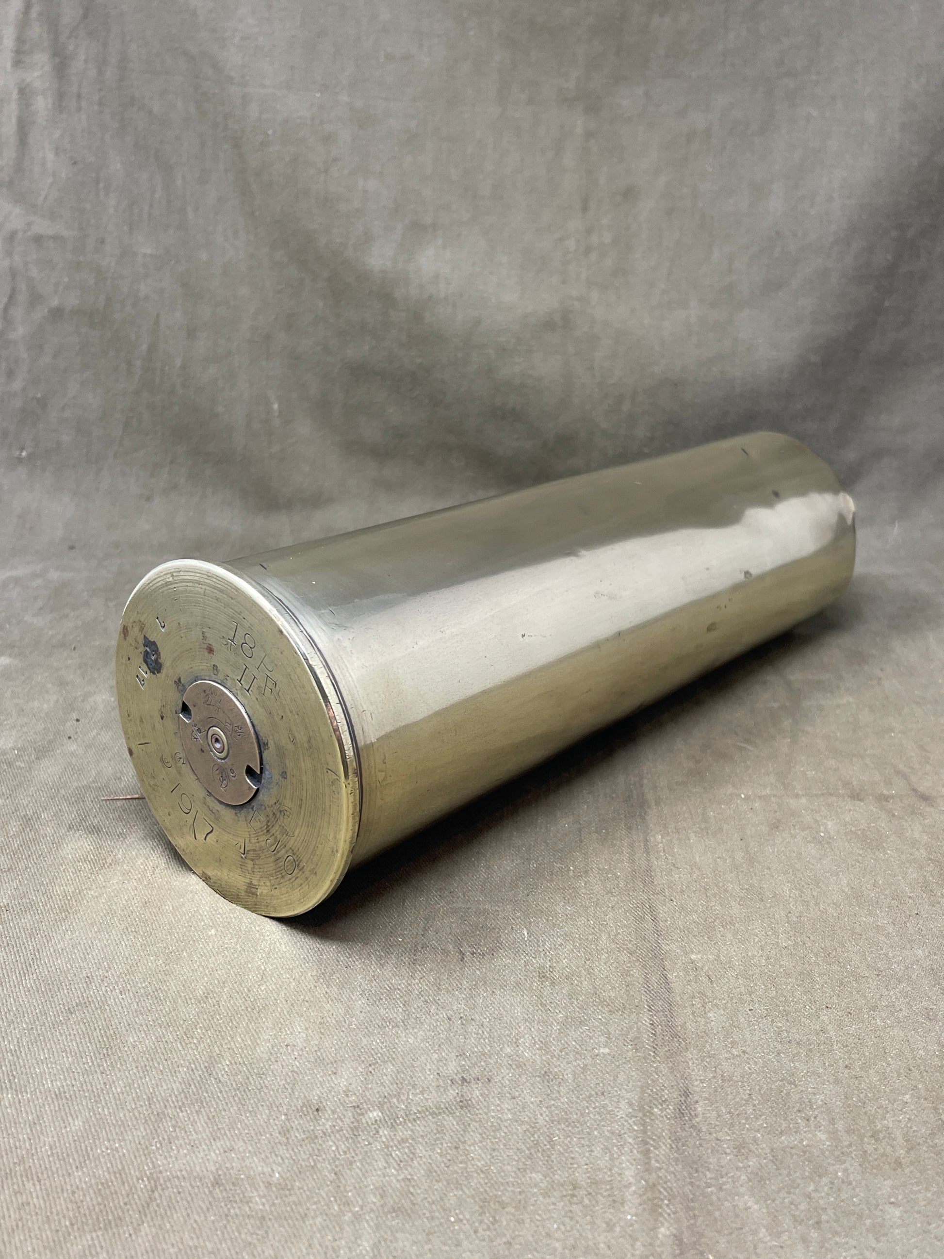 WW1 18-Pounder Brass Cartridge Case for British QF 18-Pounder Gun (1917) 