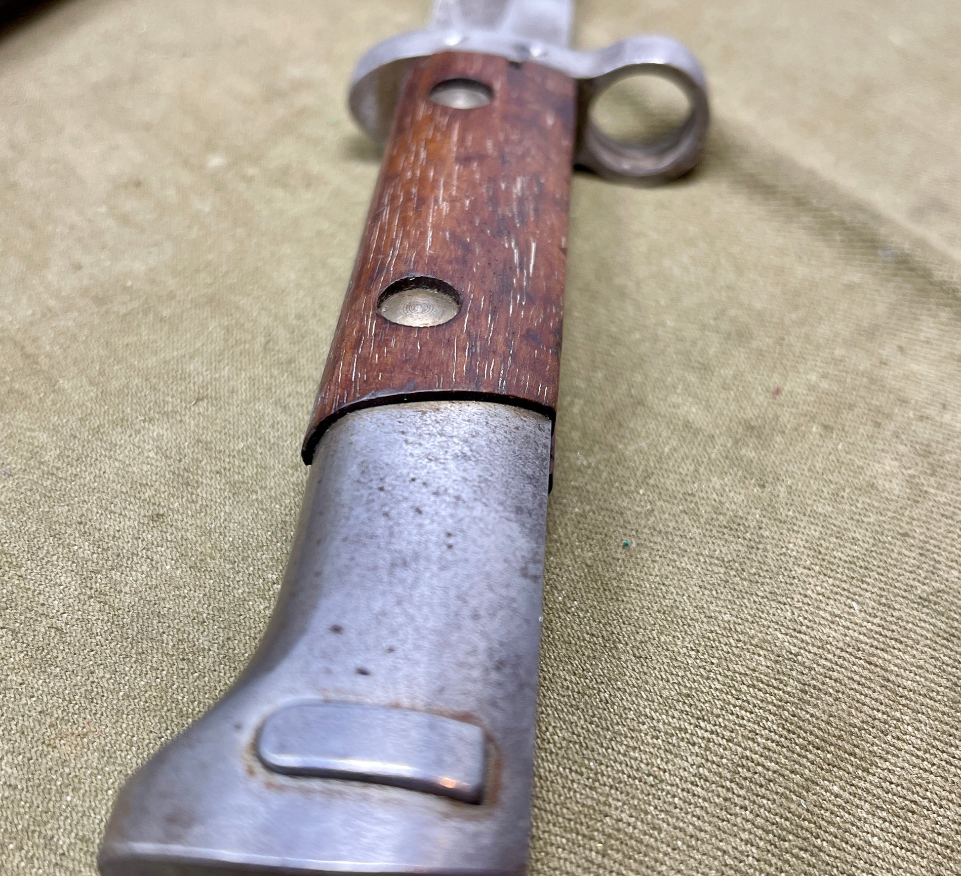 Czechoslovakian V-24 Bayonet & Scabbard