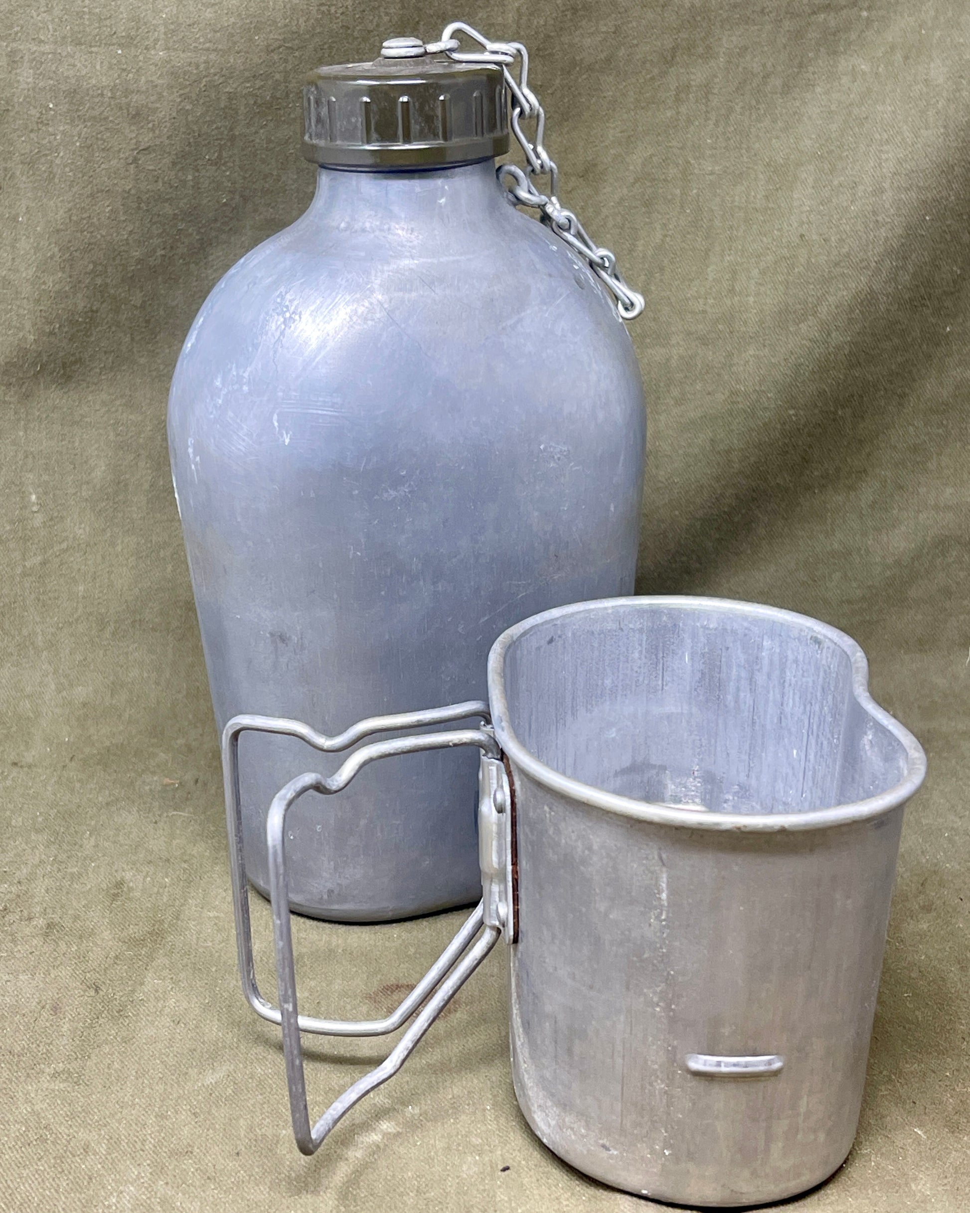 Genuine French Army Surplus Field Flask/Canteen Plus Cup and Cover Aluminium