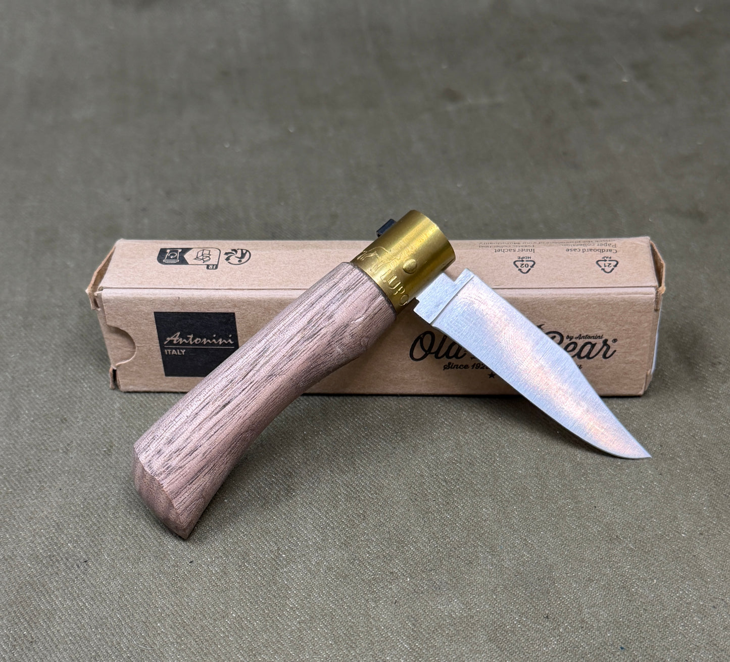 Old Bear Classical Walnut XS, 9307-15-LN pocket knife