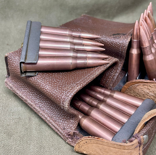 Russian Mosin Nagant Twin Leather Ammo Pouch & 4 x Clips 7.62x54 INERT Rounds