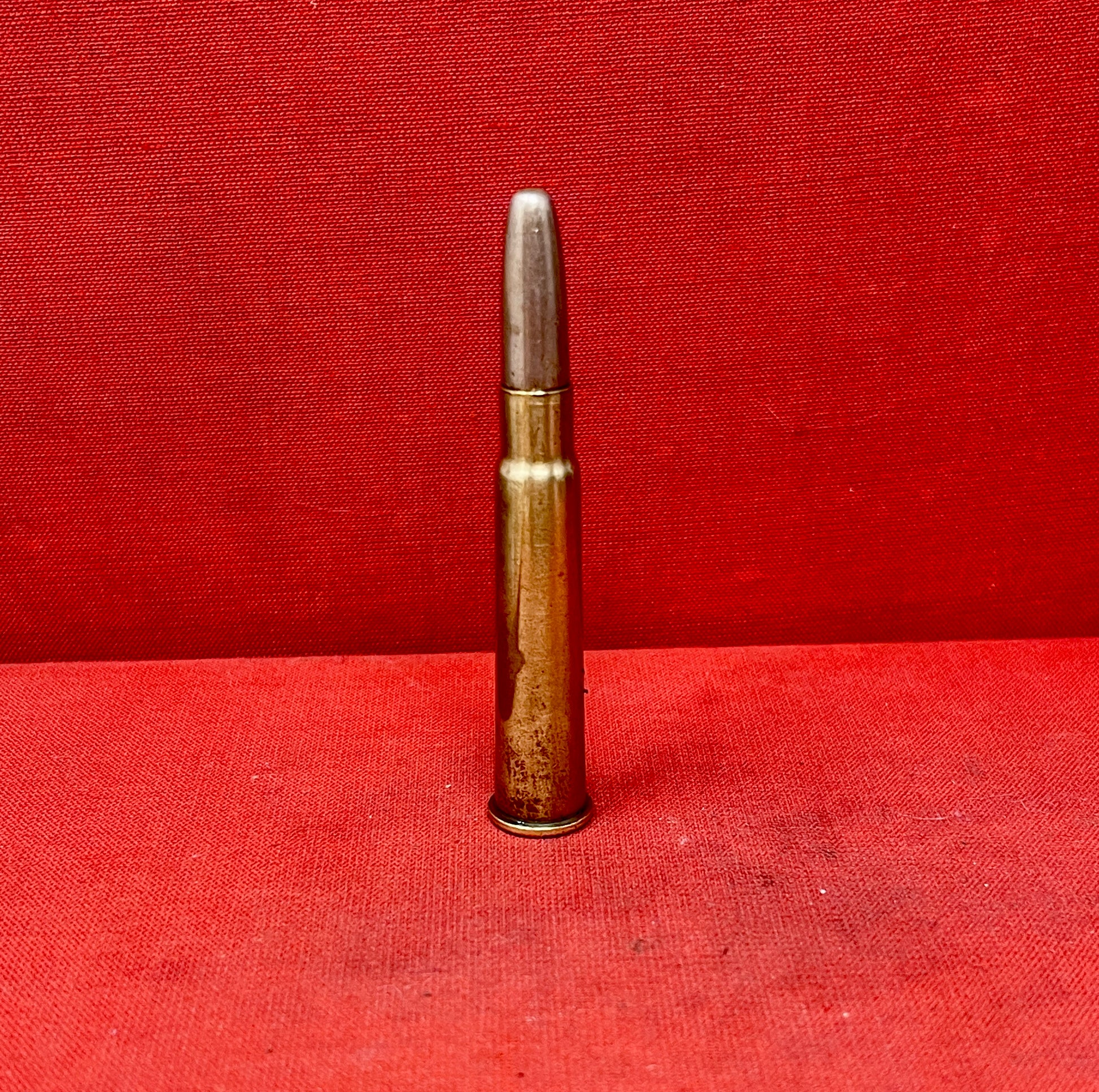 1 x Inert/ Display – . WW1 303 Lee Enfield  Armour Piercing Round Dated 1915