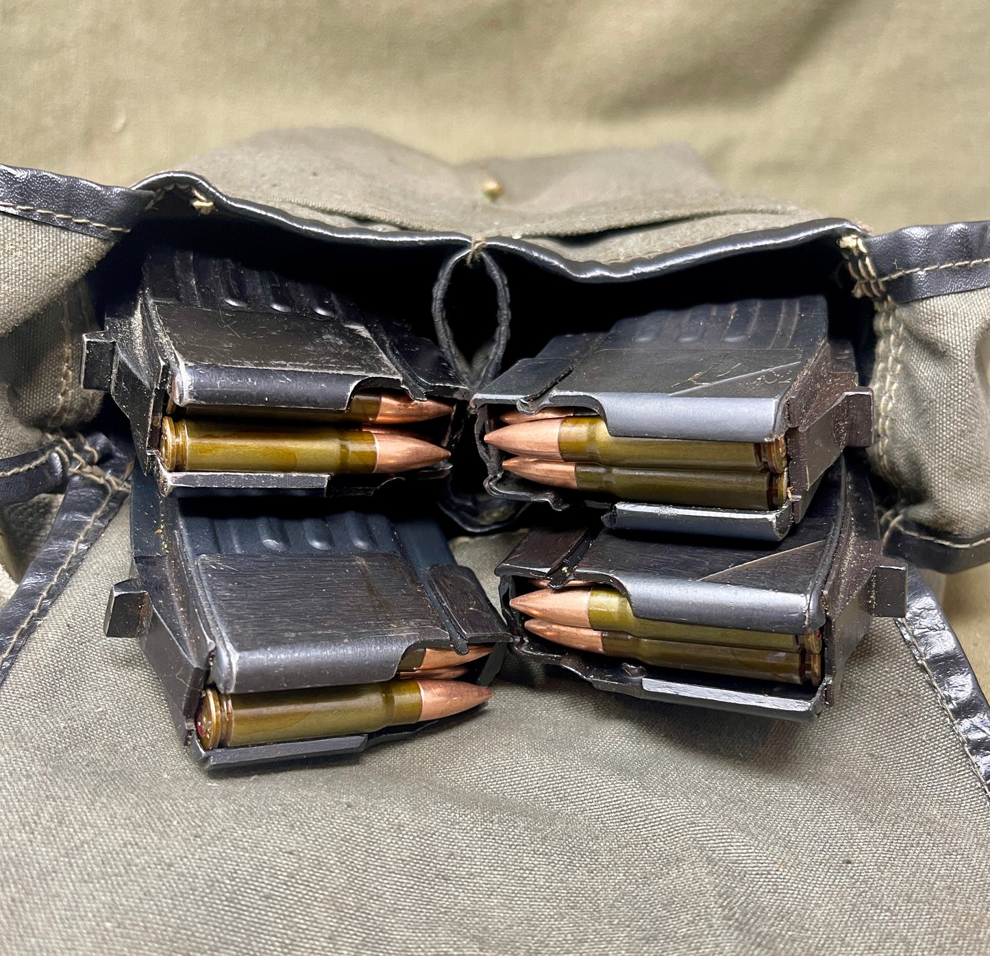 AK47 Quad magazine pouch with 4 x Magazines & 3 x INERT 7.62x39 Rounds