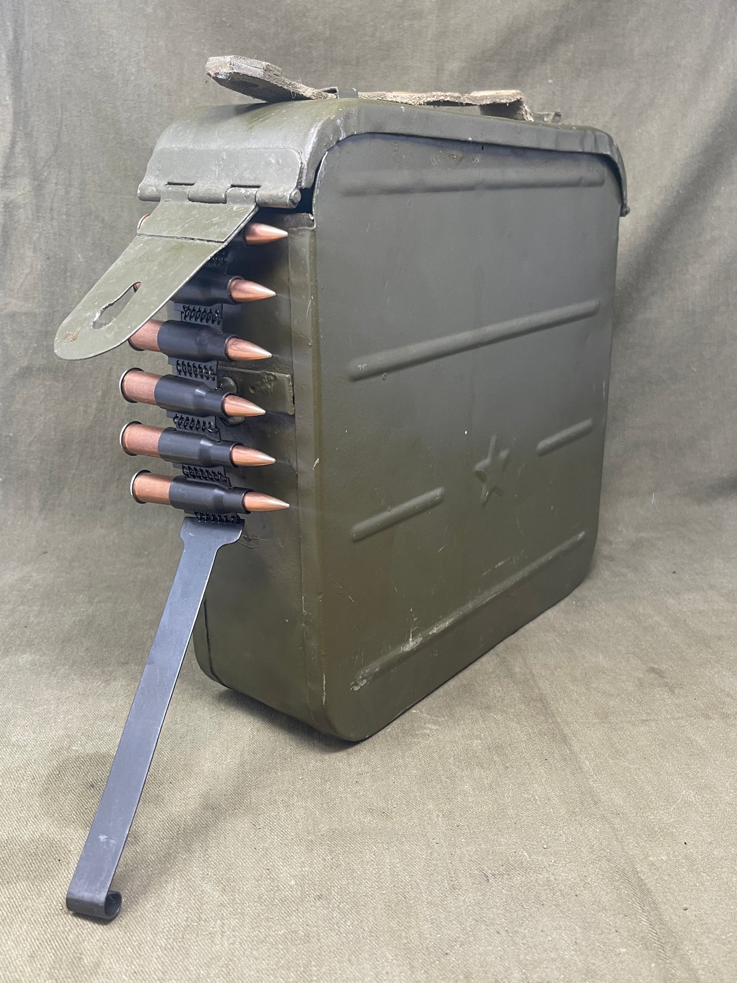 Original Russian Maxim Ammunition box . With 50 x INERT 7.62x54 Round 