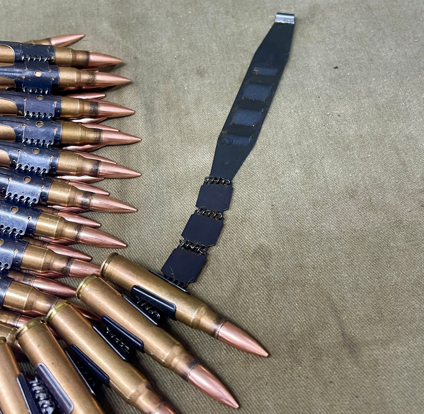 7.92x57 Inert MG34/MG42 Machine Gun Belt – 54 Rounds with Starter Tab