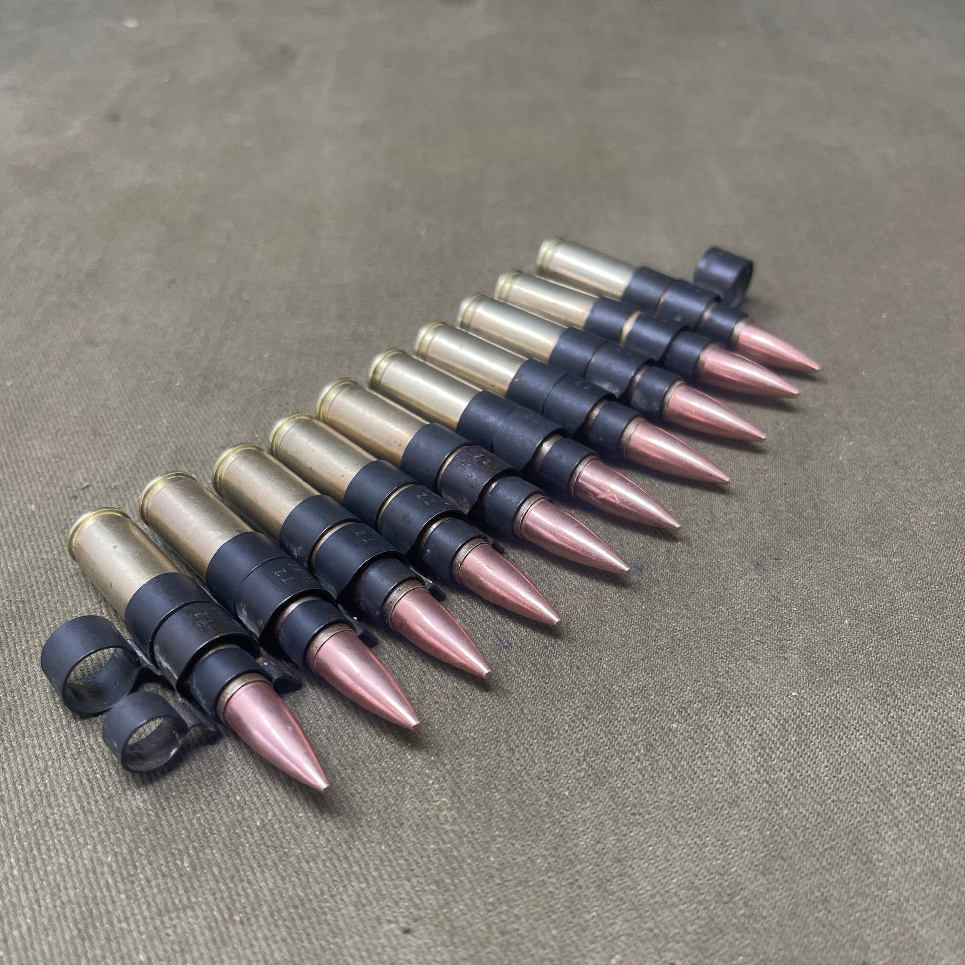 10 x Inert 7.62mm Round  in IDF Link