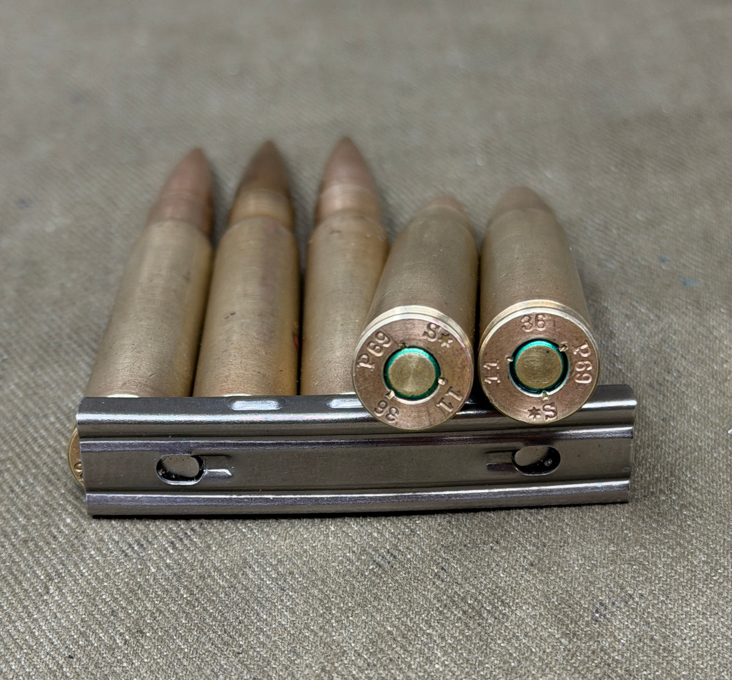 1938 German Mauser 7.92mm Inert Rounds on Original Stripper Clip – P369 Wehrmacht Ammunition