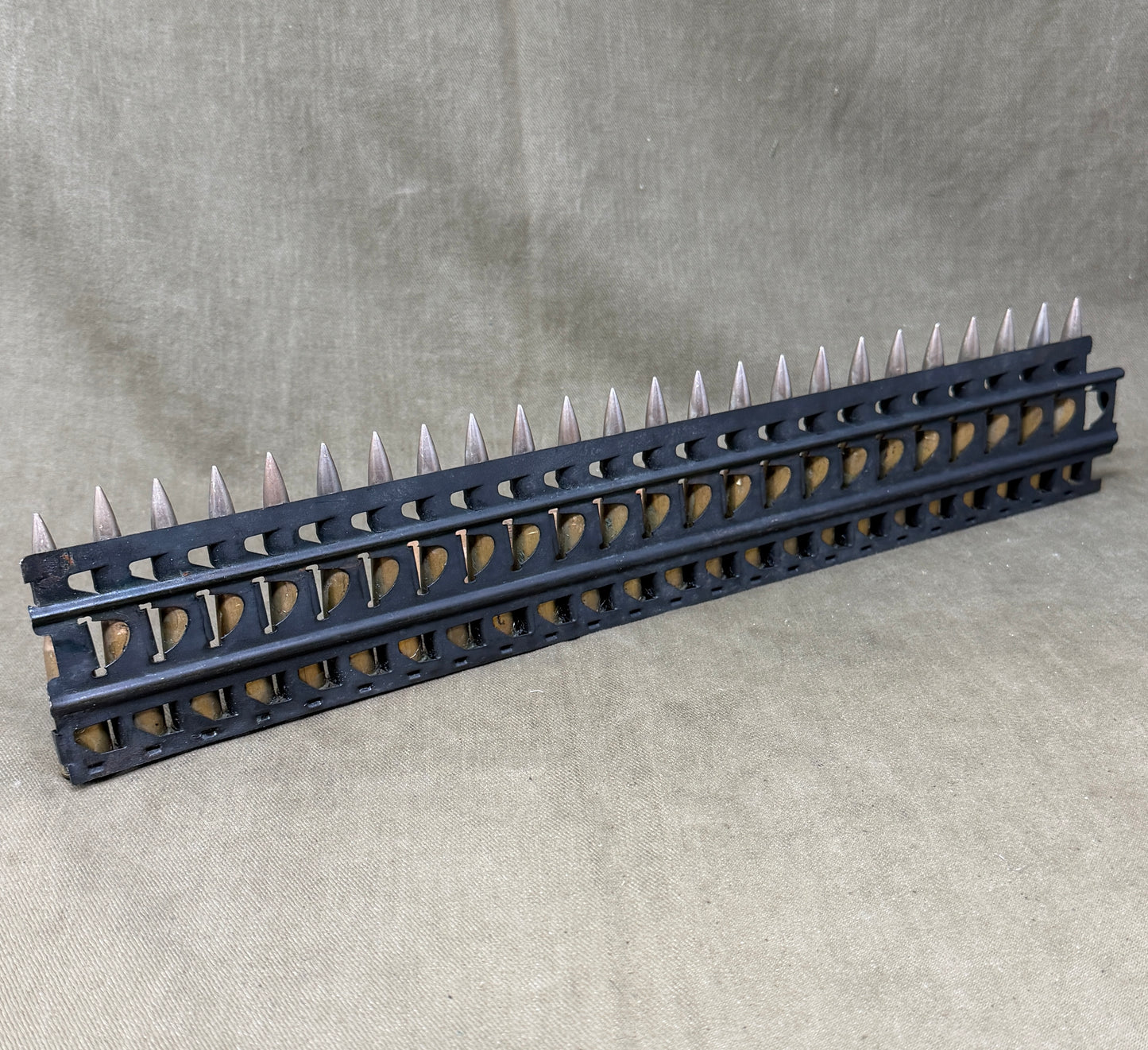 30 × Inert French 8×50mmR Lebel 1948 Rounds on Original 30-Round Hotchkiss Strip – Oil Injected Display Set