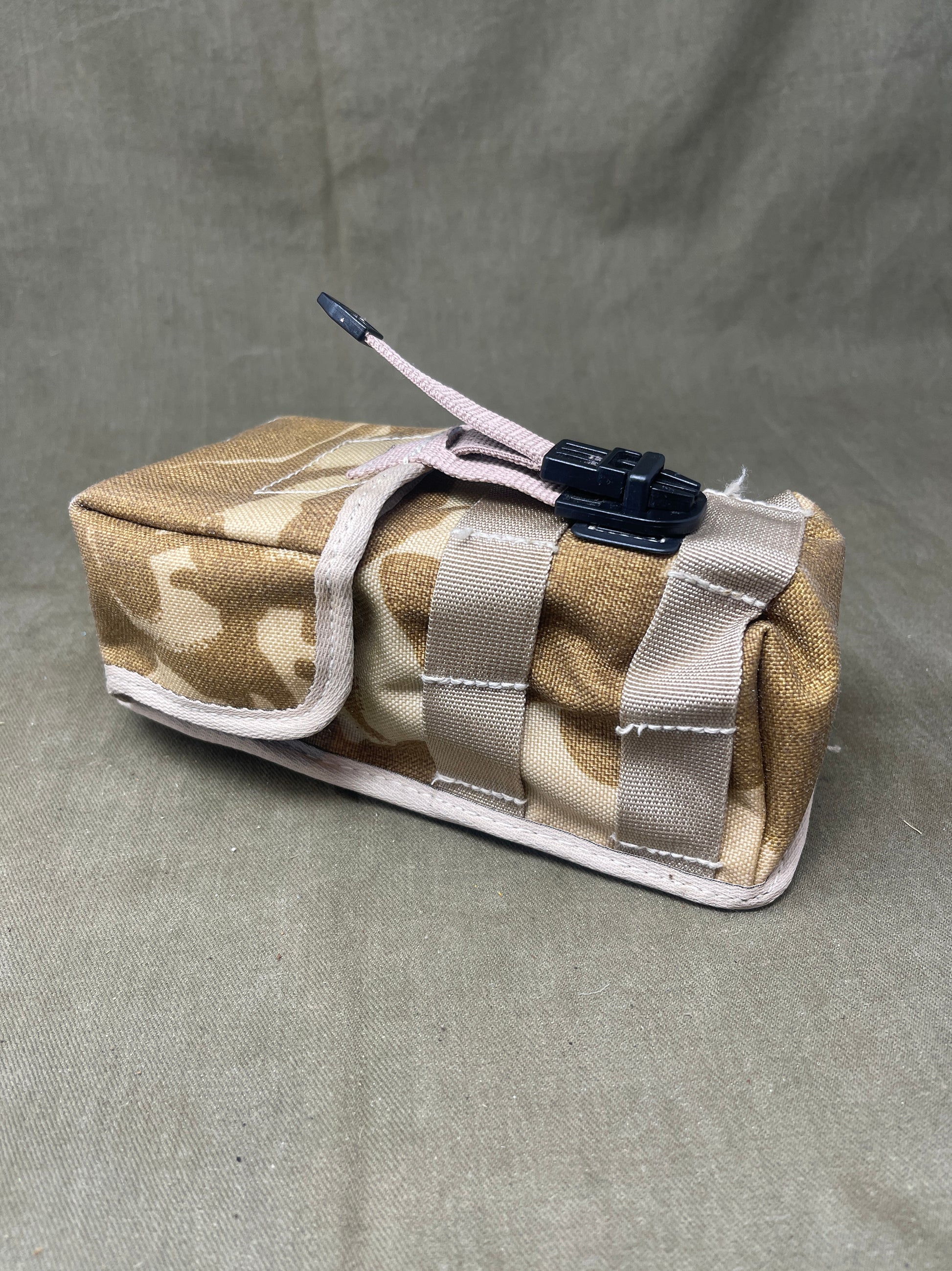 British Army Desert Pattern DPM Ammunition Pouch SA80