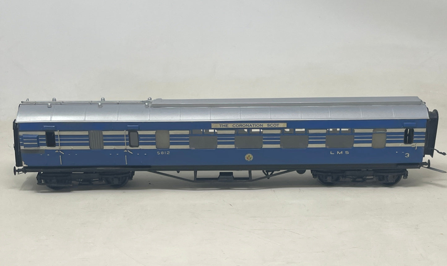 O Gauge LMS Coronation Scot Coach