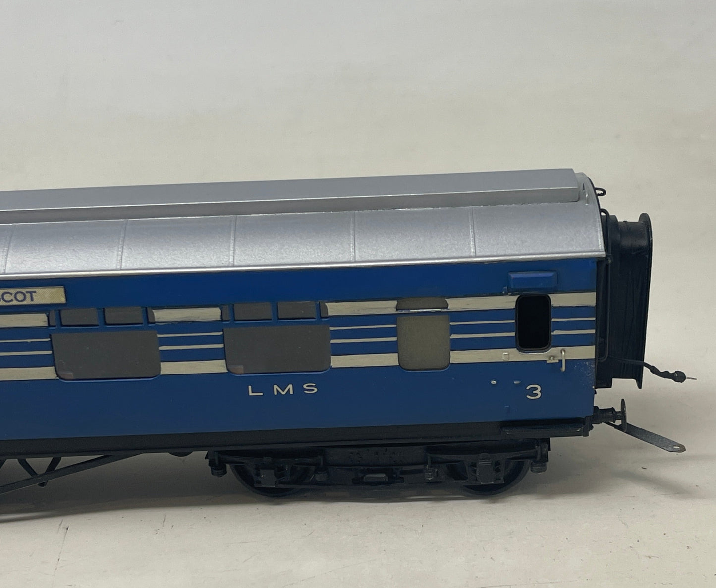 O Gauge LMS Coronation Scot Coach