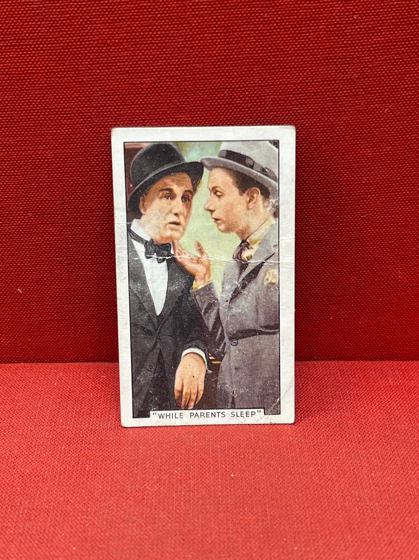 Gallaher Ltd Film Episodes Cigarette Cards 1935