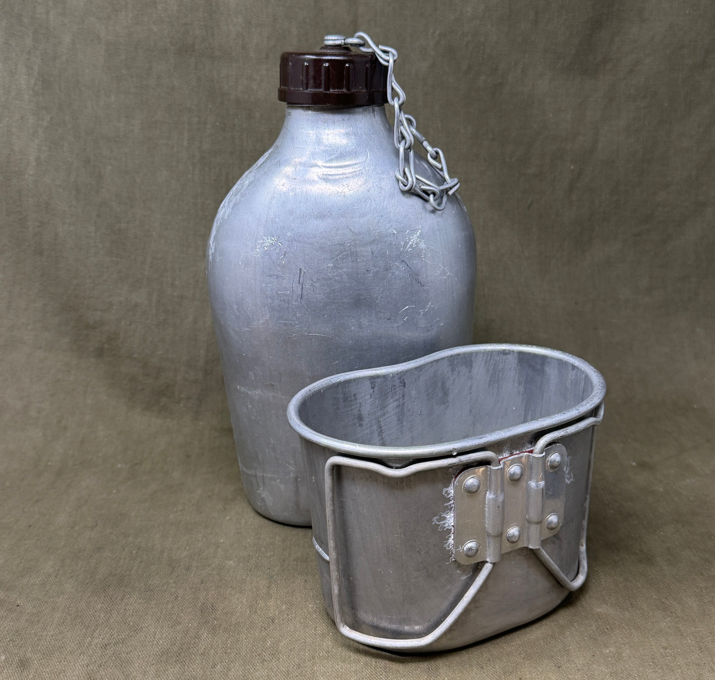 Original French Army Aluminium Canteen & Cup Set by A. Bourgeat – Cold War Military Issue