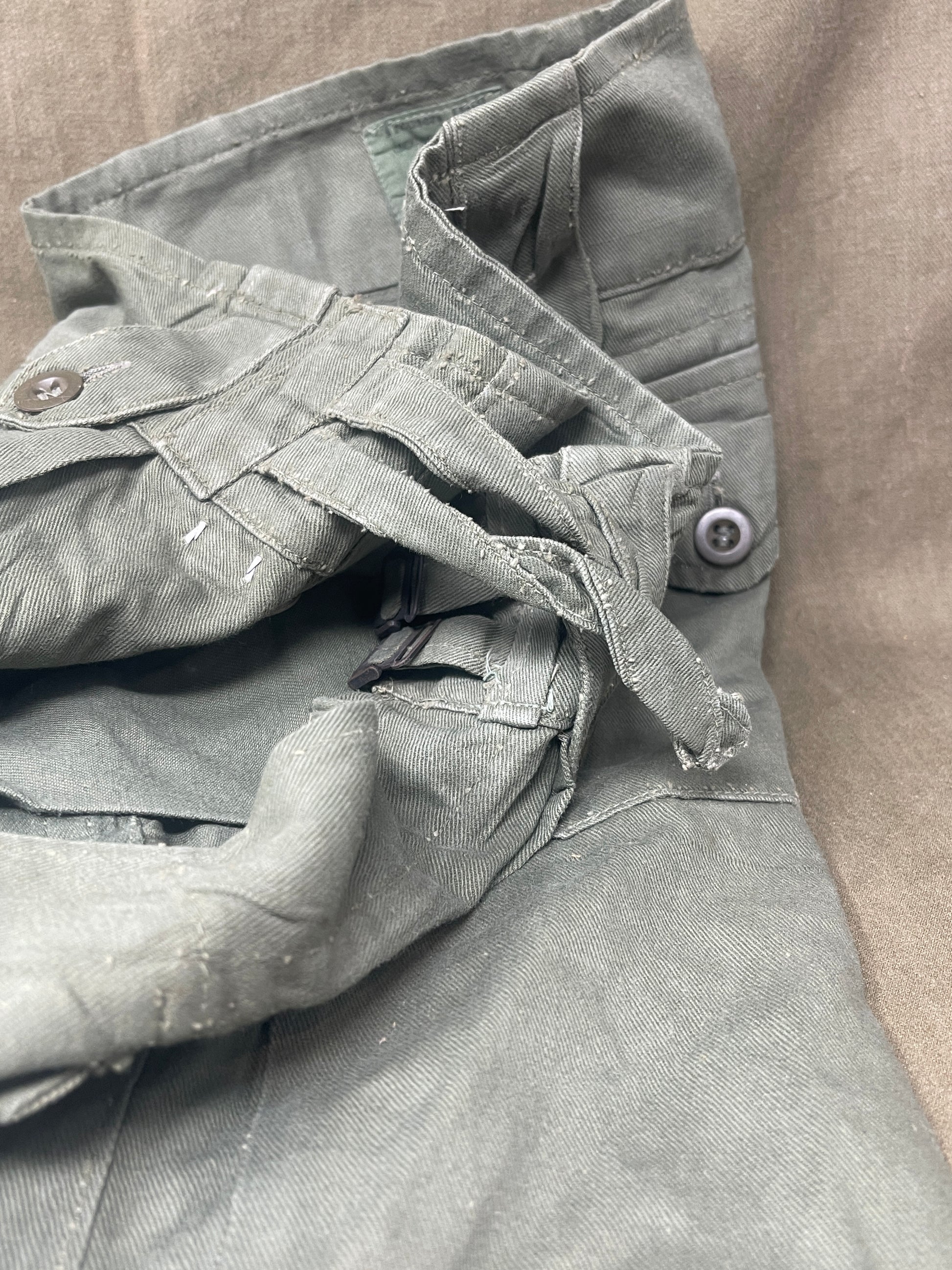 Original 1950s British Army Jungle Green Trousers– Excellent Condition