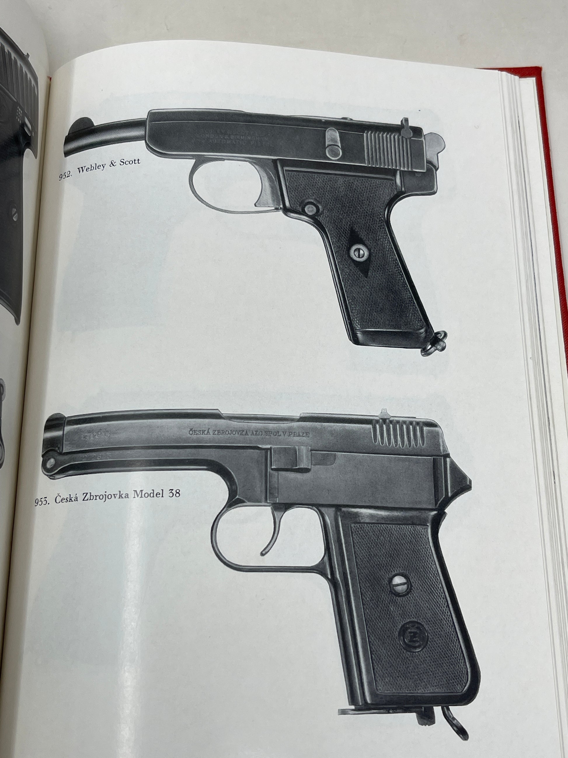 Firearms past and present. A complete review of firearm systems and their histories. Vol. 2: illustrated Hardcover – 1 Jan. 1973